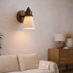 Anja: Aplique de Pared en Travertino y Madera con Estilo Escandinavo