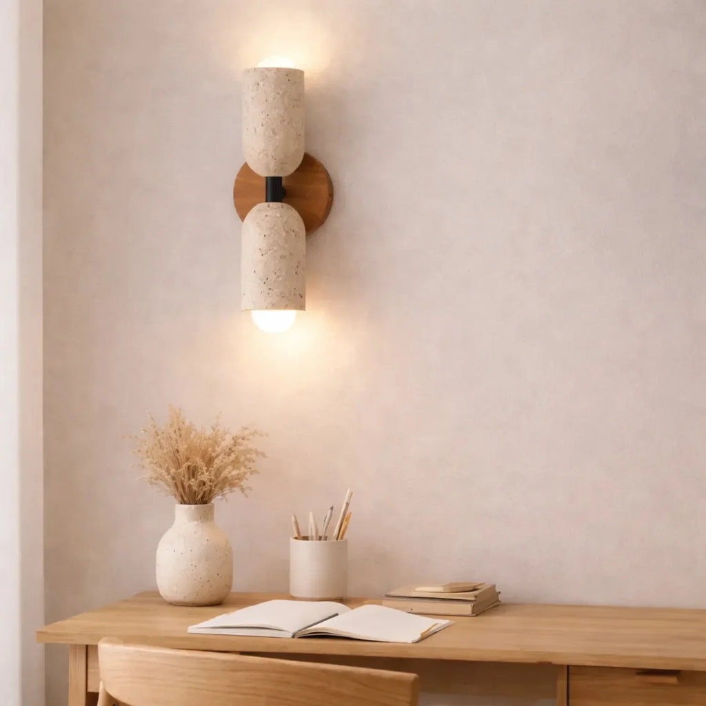 Escandinavian Wall Sconce in Travertine and Solid Wood | Velin