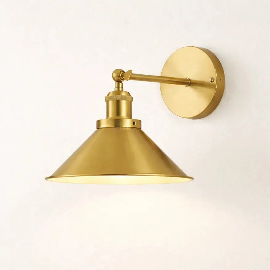 Viggo: Aplique de Pared Vintage en Latón Ajustable