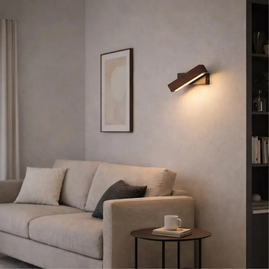 LED Wall Sconce with Walnut Design Ø 30 cm | Hørne