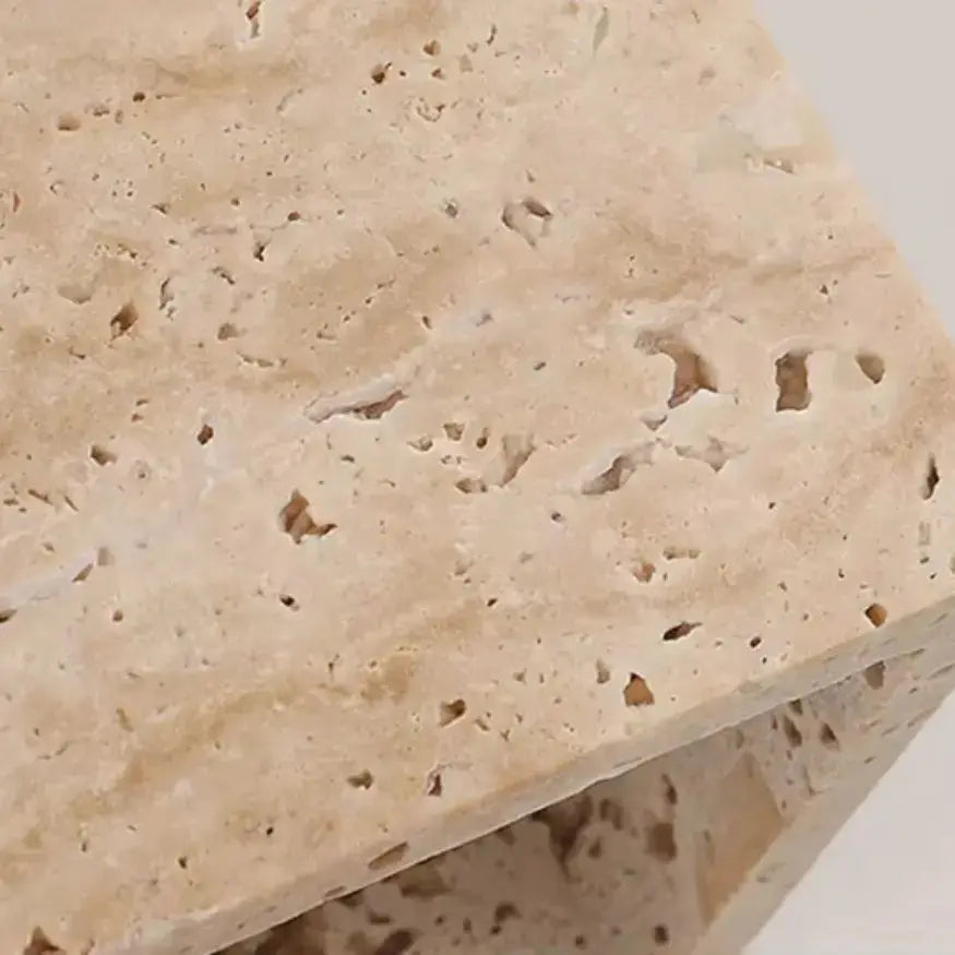 Escandinavian Wall Sconce in Natural Travertine | Horten
